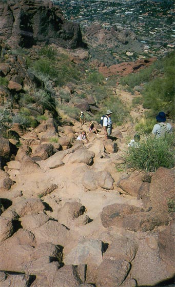 Ginni climbing Camelback.jpg 63.5K